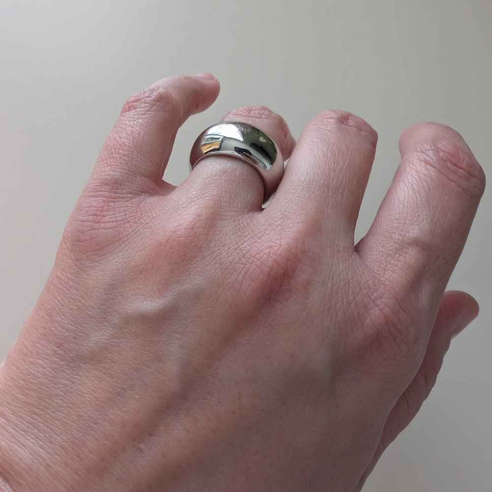 Silver Ring - Picture 4 of 7